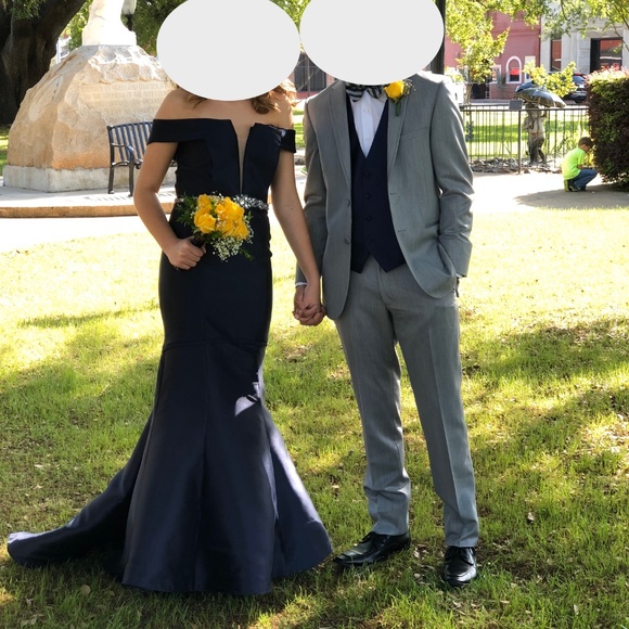 Mac Duggal PROM/Evening Dress size 6/8 - Picture 3 of 7